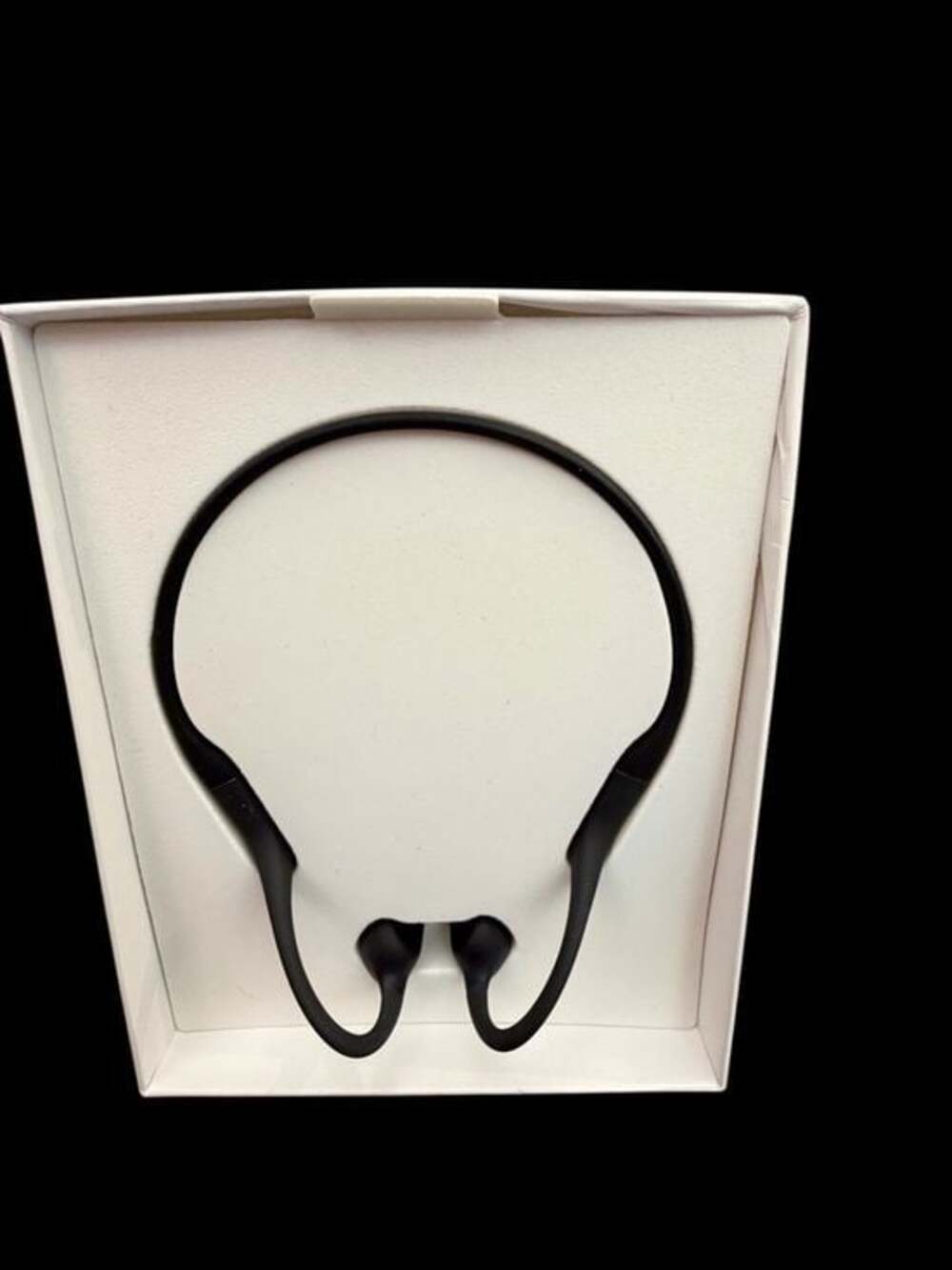 Shokz Bone Conduction Sport Headphones in Black